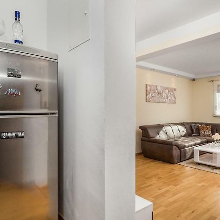 Apartman Javor Appartement Otočac Buitenkant foto